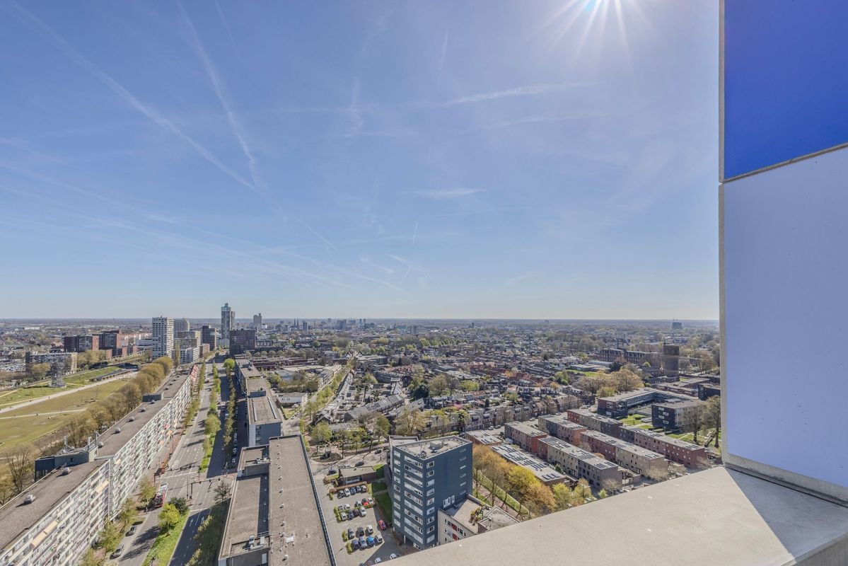 Westpoint 95 Photo Blur 14