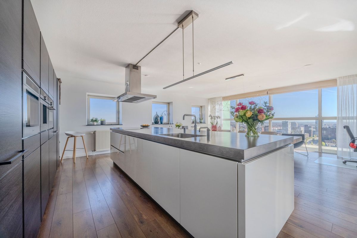 Westpoint 95 Photo Blur 17