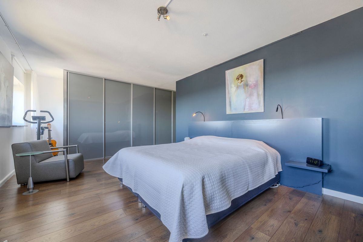 Westpoint 95 Photo Blur 26