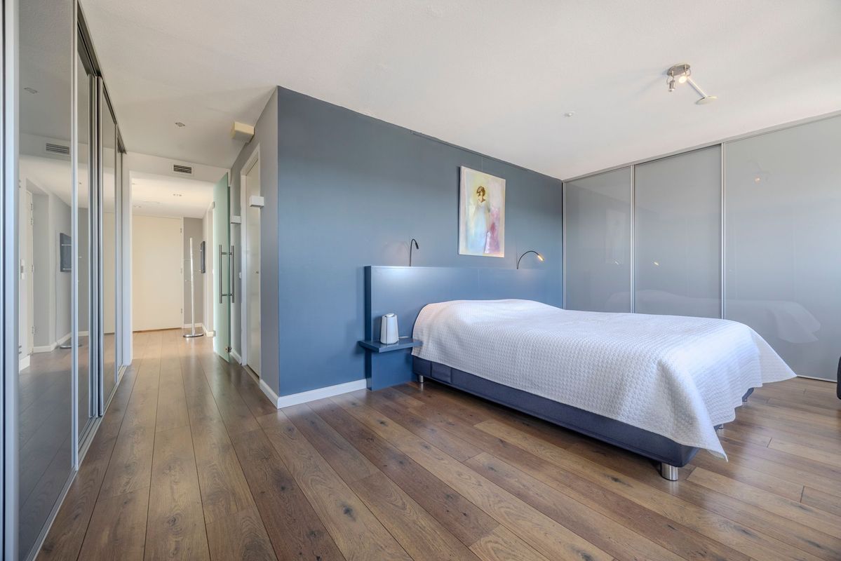 Westpoint 95 Photo Blur 25