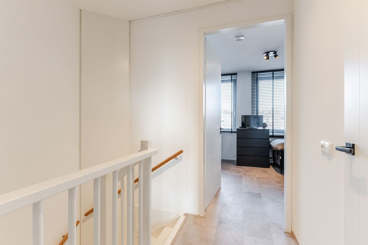 Anton Ebbenhof 12 Photo Blur 14