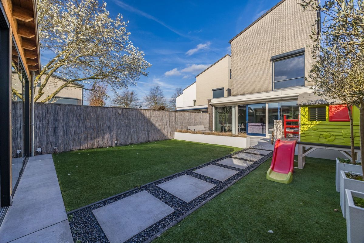 Mingersbergstraat 9 Photo Blur 41