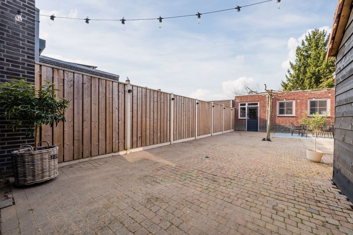 Willem Knaapenstraat 23 Photo Blur 3