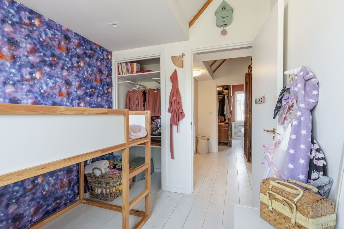 Generaal Maczekstraat 24 Photo Blur 28