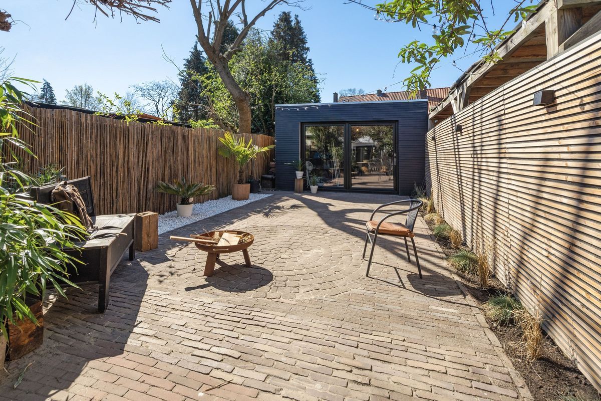 Generaal Maczekstraat 24 Photo Blur 37