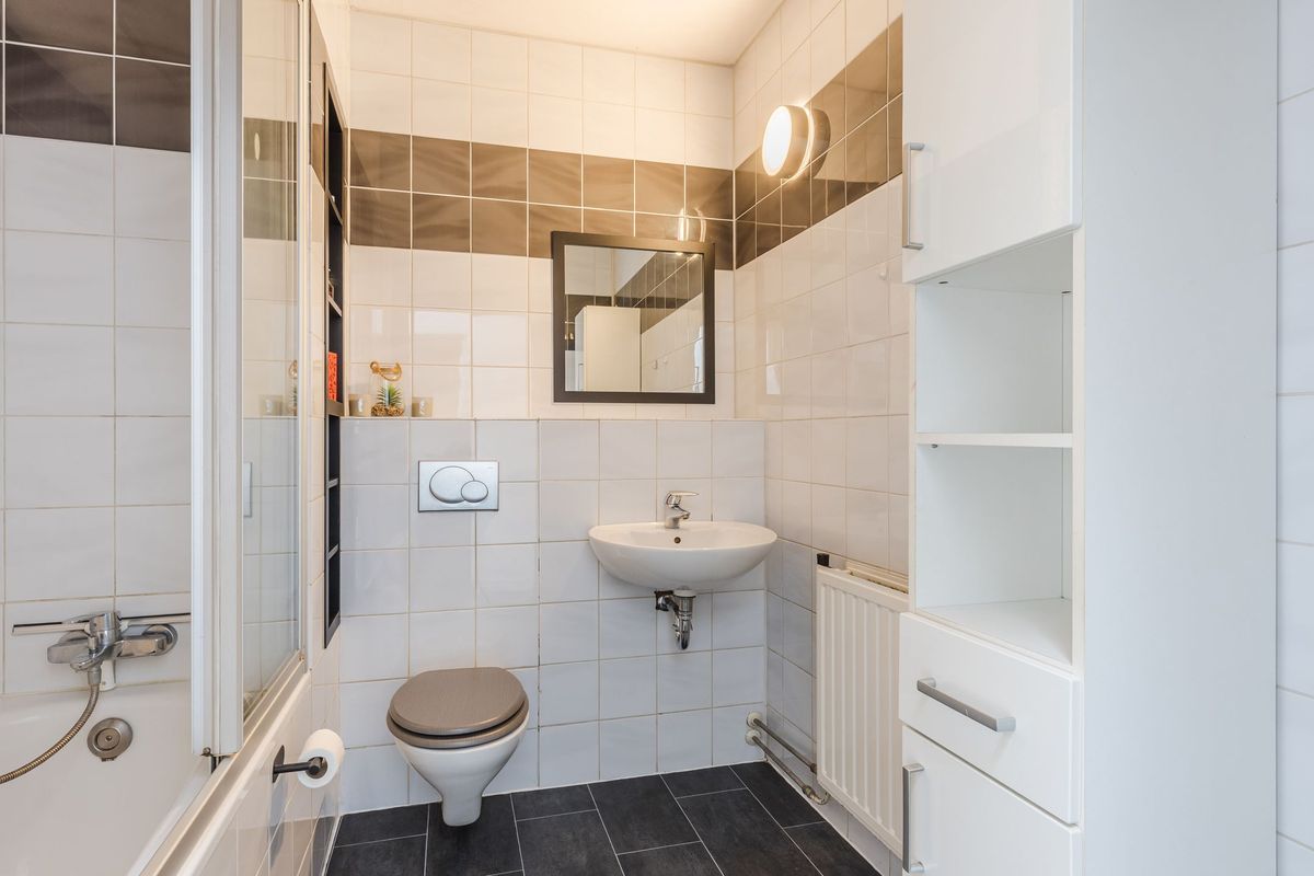 Van Hogendorpplein 25 Photo Blur 17