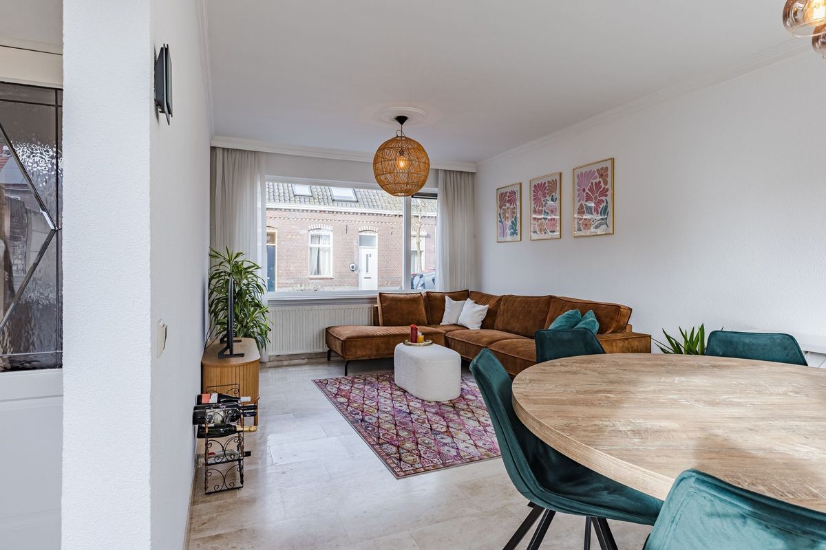 Oeverstraat 6 Photo Blur 8