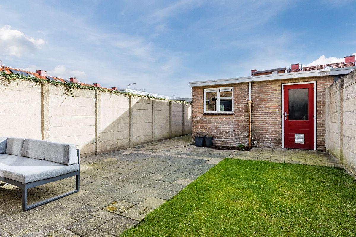 Oeverstraat 6 Photo Blur 21