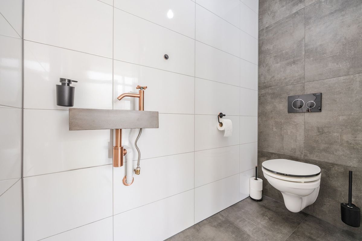 Violethof 6 Photo Blur 12