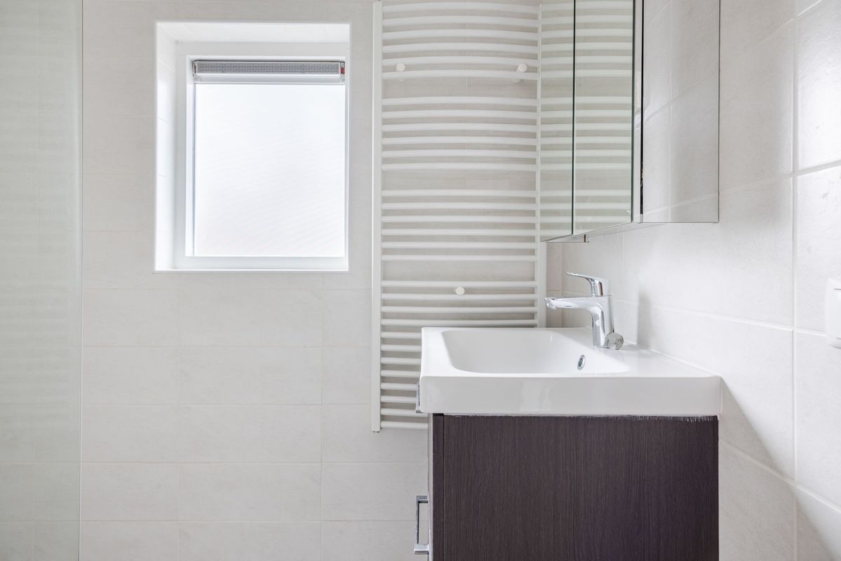 Violethof 6 Photo Blur 18