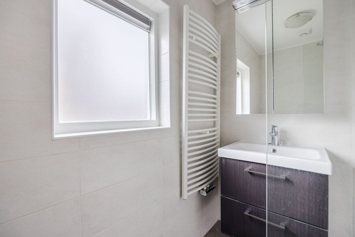 Violethof 6 Photo Blur 17