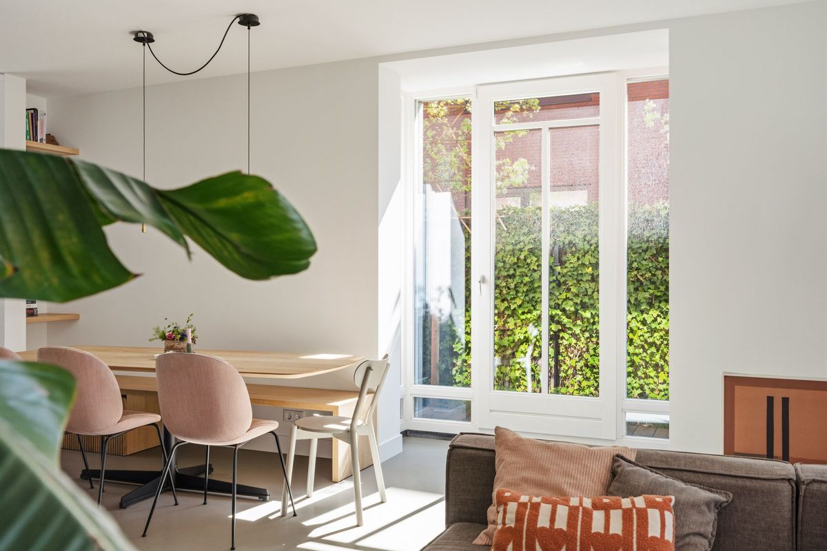 Burgemeester Middelaerlaan 3 Photo Blur 13