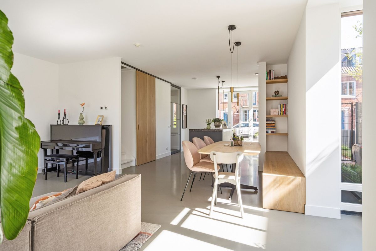 Burgemeester Middelaerlaan 3 Photo Blur 10