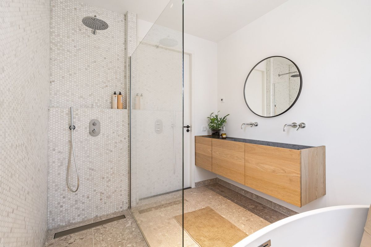 Burgemeester Middelaerlaan 3 Photo Blur 24