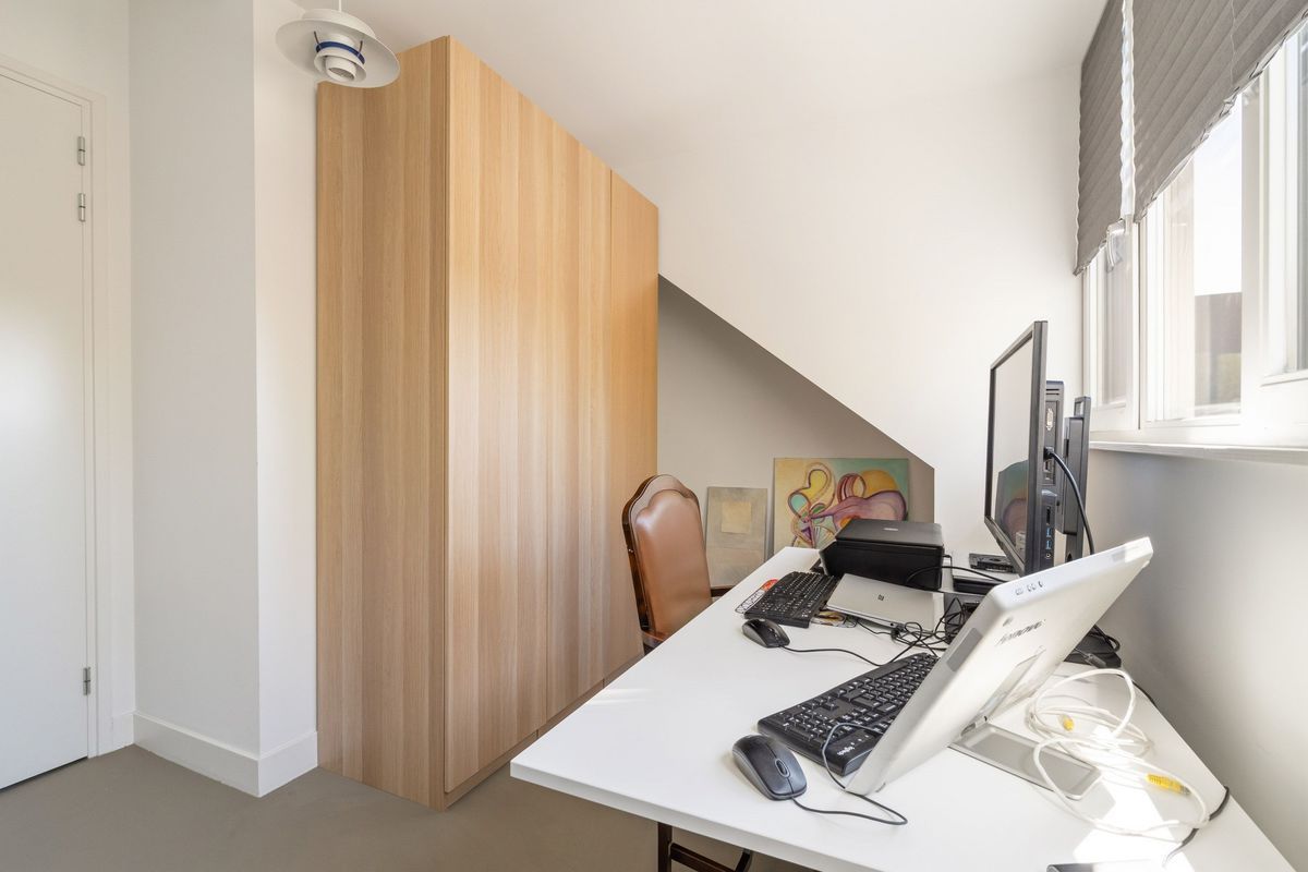 Burgemeester Middelaerlaan 3 Photo Blur 37