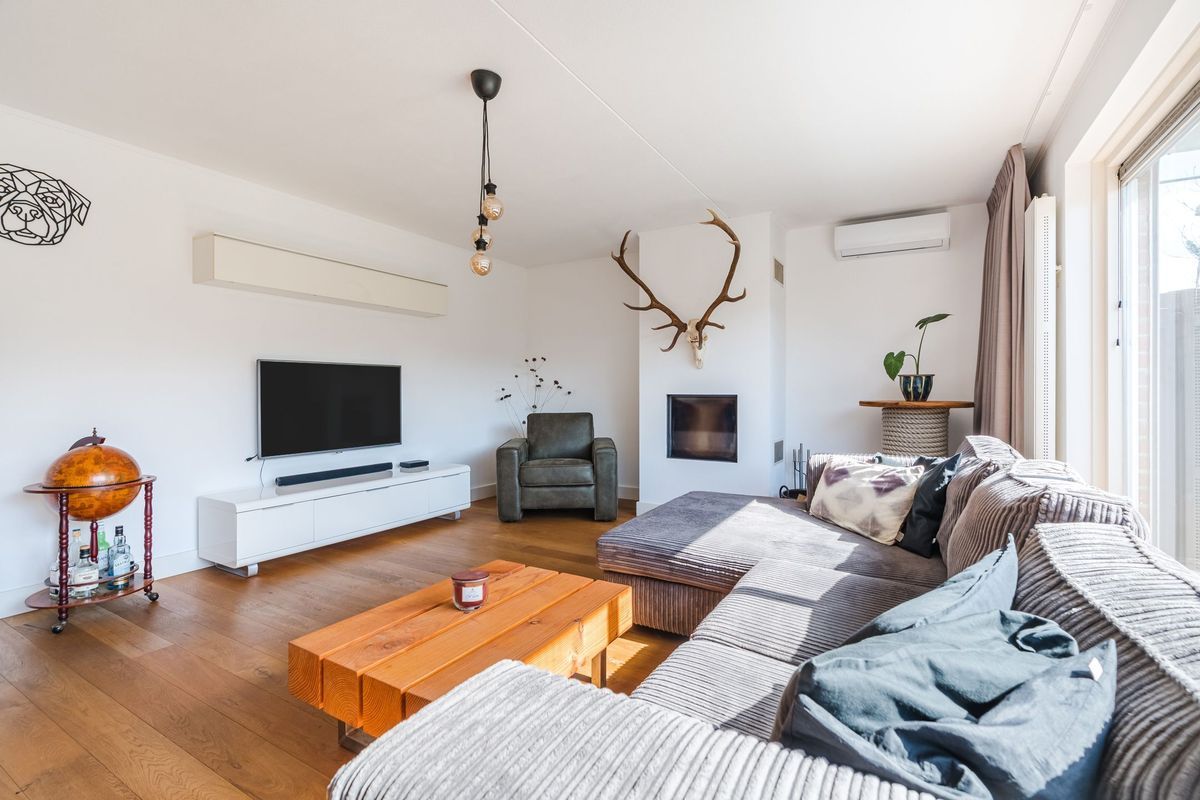 Koninginnestraat 19 Photo Blur 10