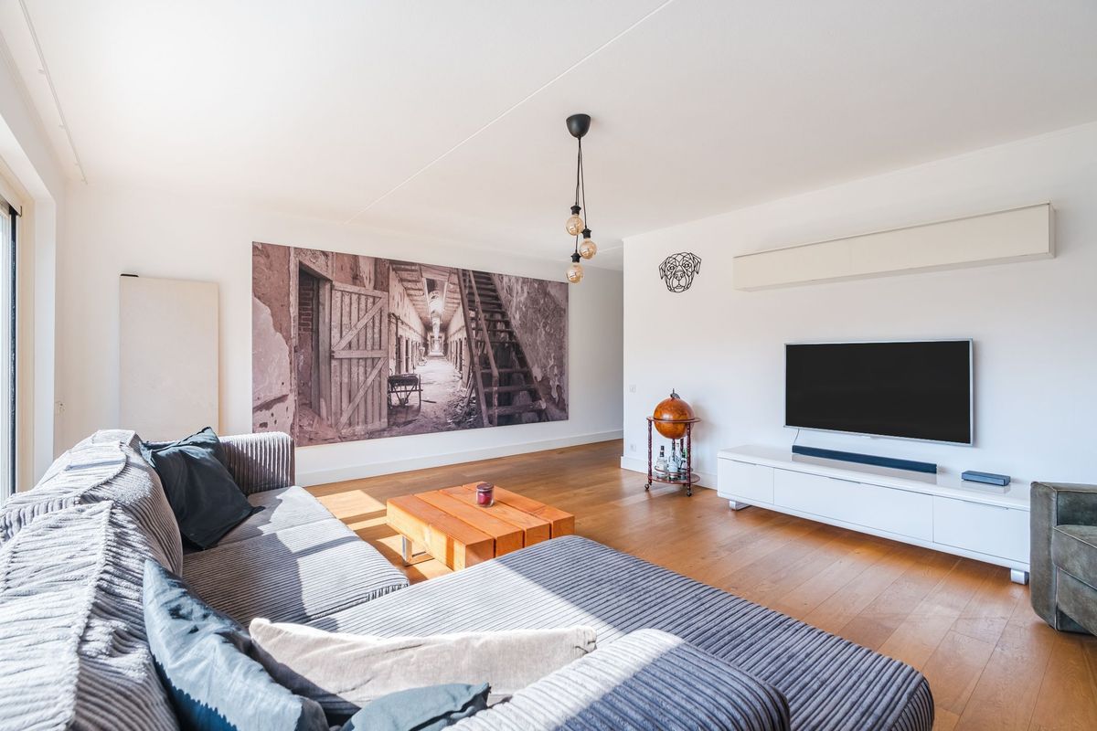 Koninginnestraat 19 Photo Blur 12