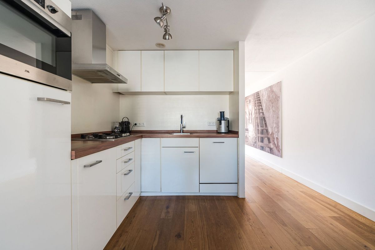 Koninginnestraat 19 Photo Blur 17