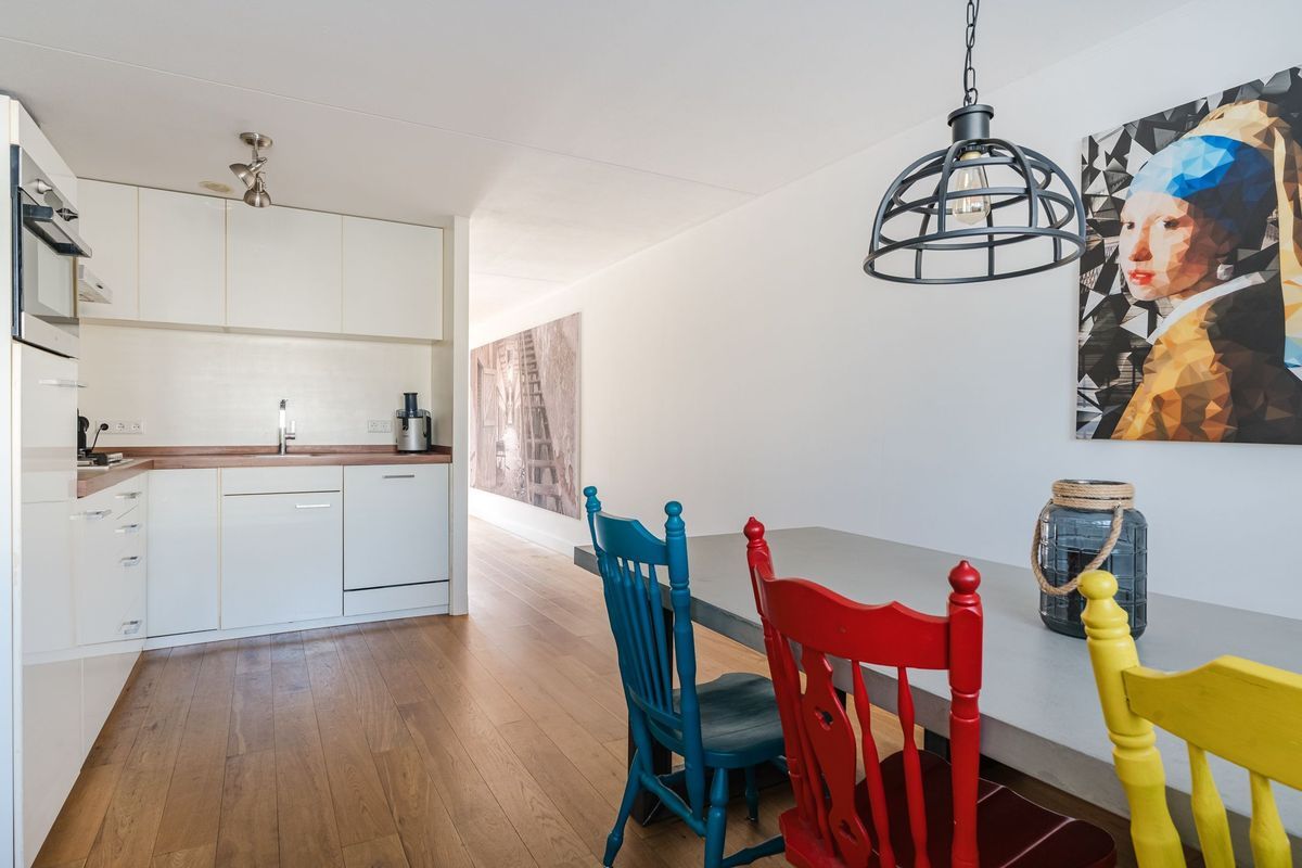 Koninginnestraat 19 Photo Blur 18