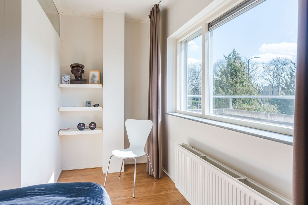 Koninginnestraat 19 Photo Blur 22