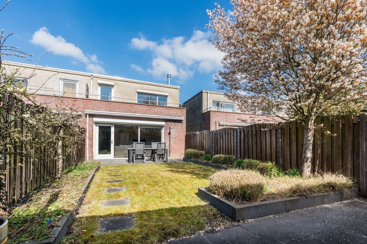 Koninginnestraat 19 Photo Blur 36