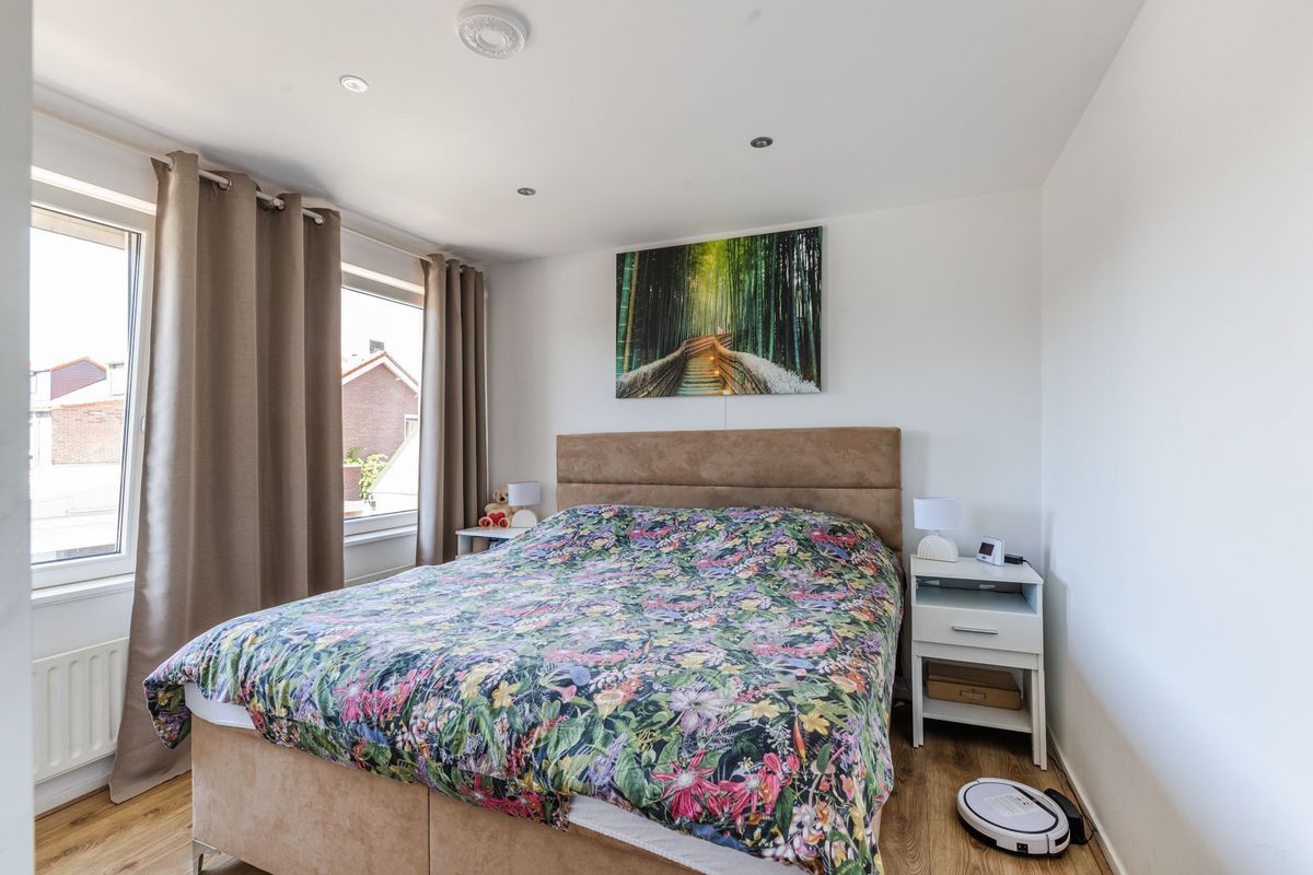 Rector Buijselstraat 3 Photo Blur 3