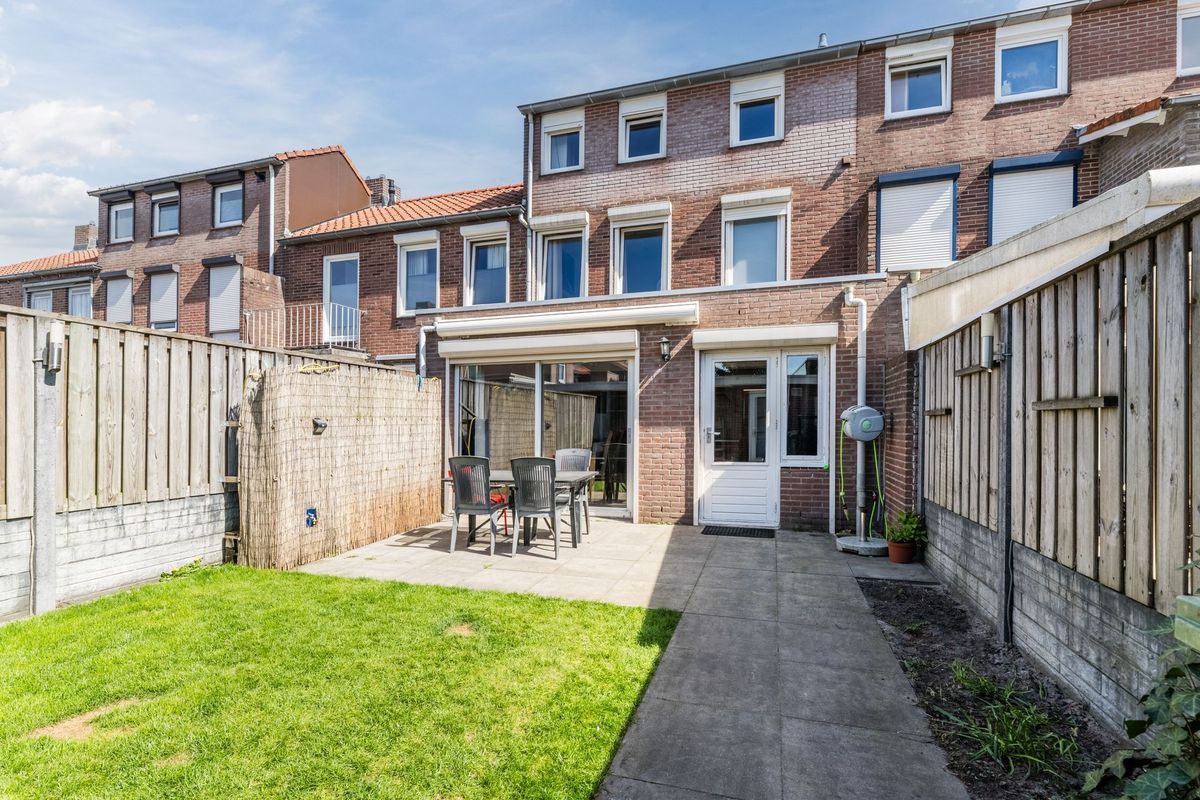 Rector Buijselstraat 3 Photo Blur 13