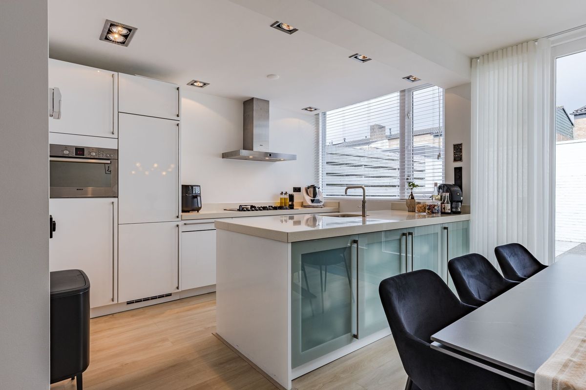 Beneluxlaan 11 Photo Blur 2