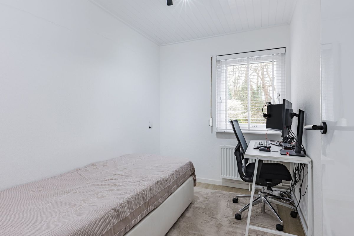 Beneluxlaan 11 Photo Blur 22