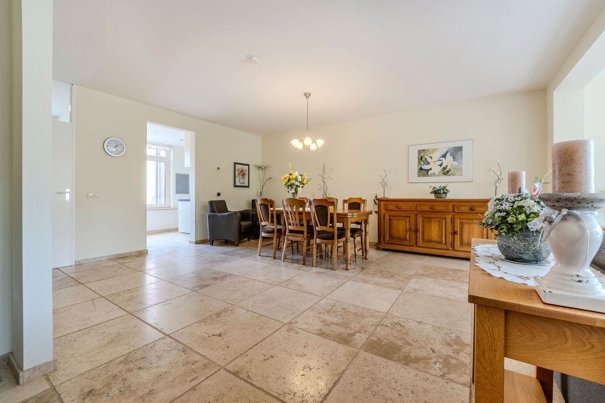 Schoorveken 124 Photo Blur 18