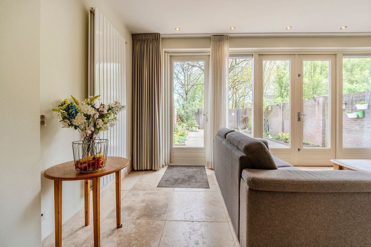 Schoorveken 124 Photo Blur 15