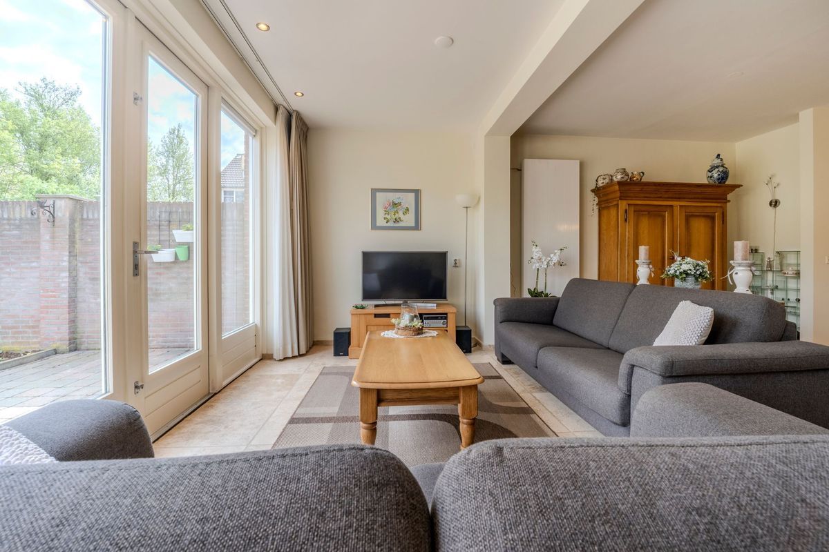 Schoorveken 124 Photo Blur 12