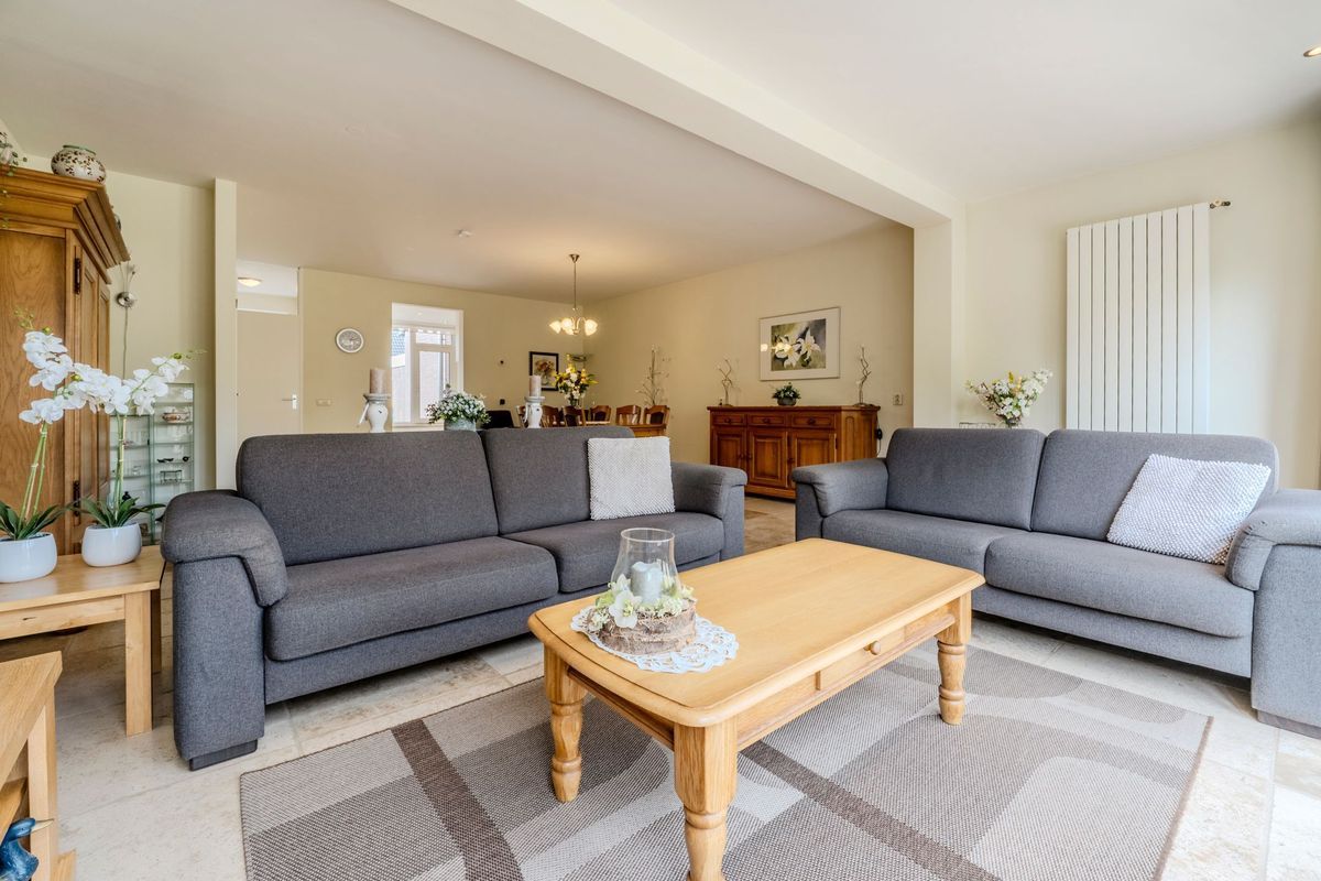 Schoorveken 124 Photo Blur 13