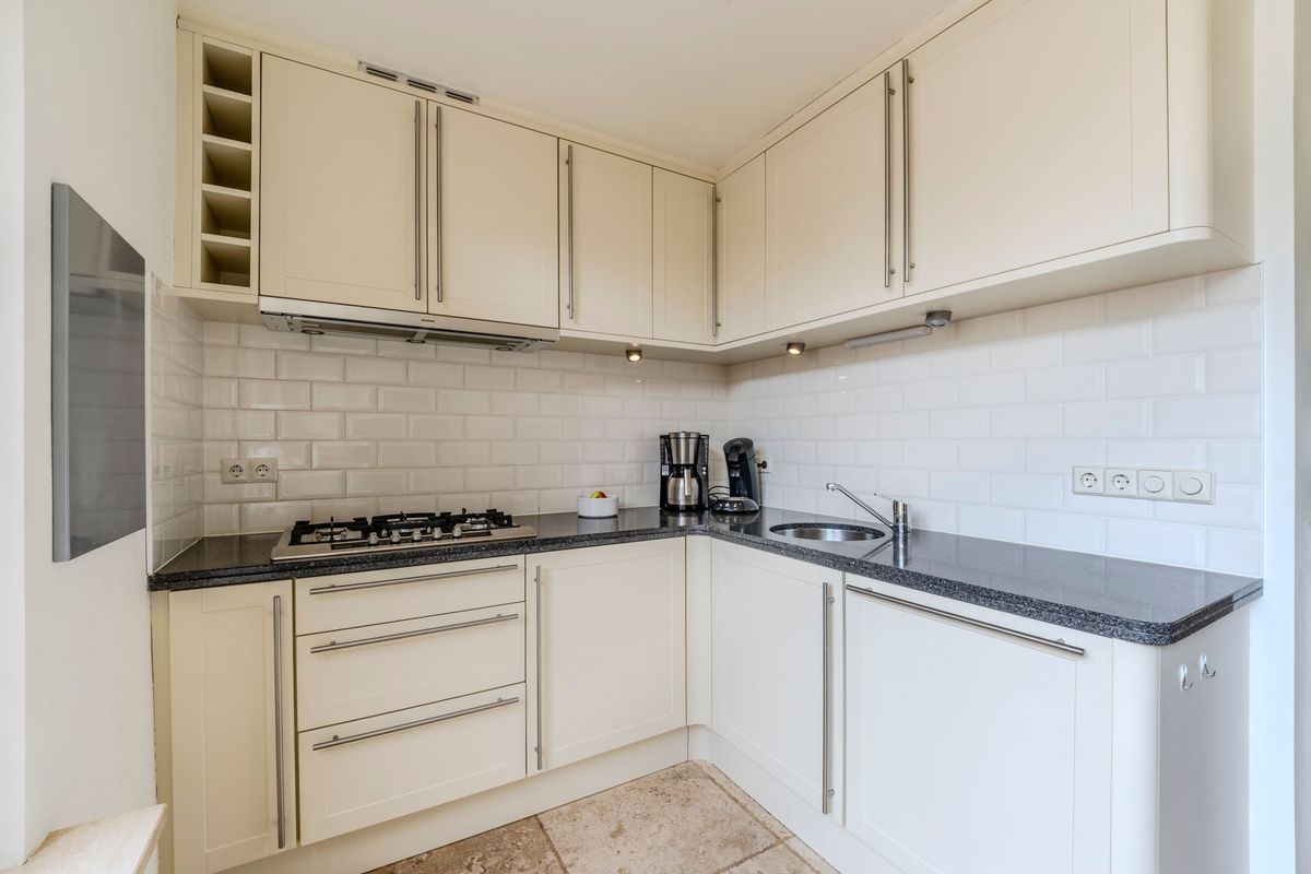 Schoorveken 124 Photo Blur 2