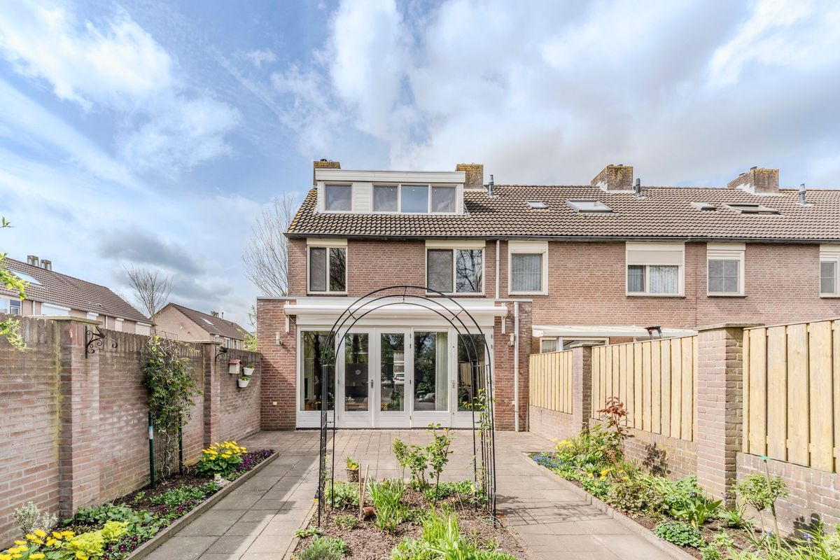 Schoorveken 124 Photo Blur 23