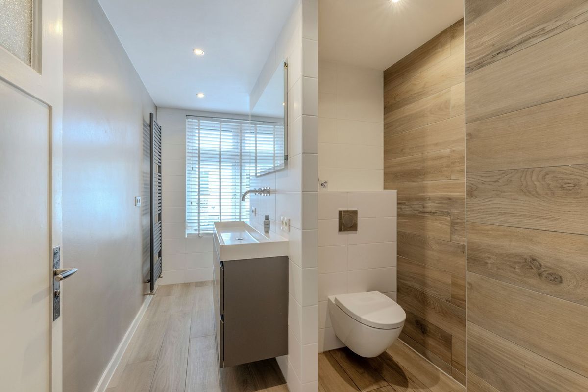 Kloosterstraat 8 Photo Blur 24