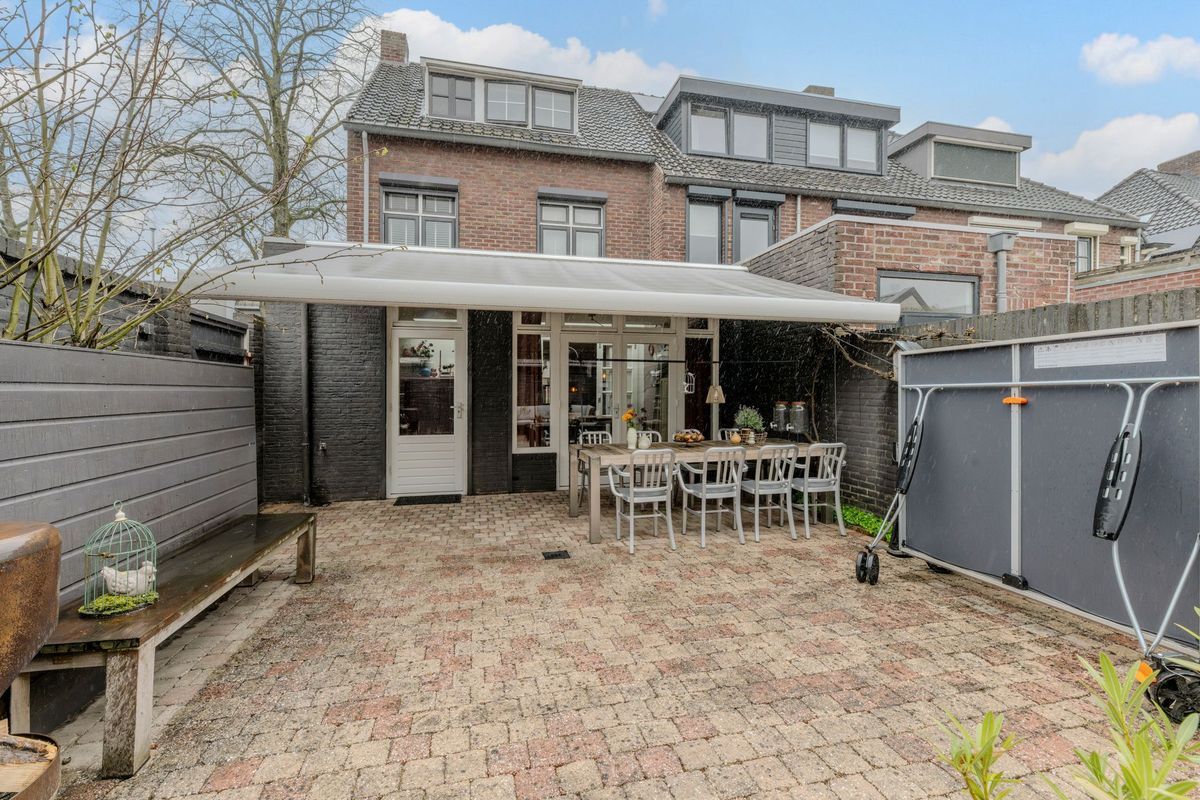 Kloosterstraat 8 Photo Blur 16