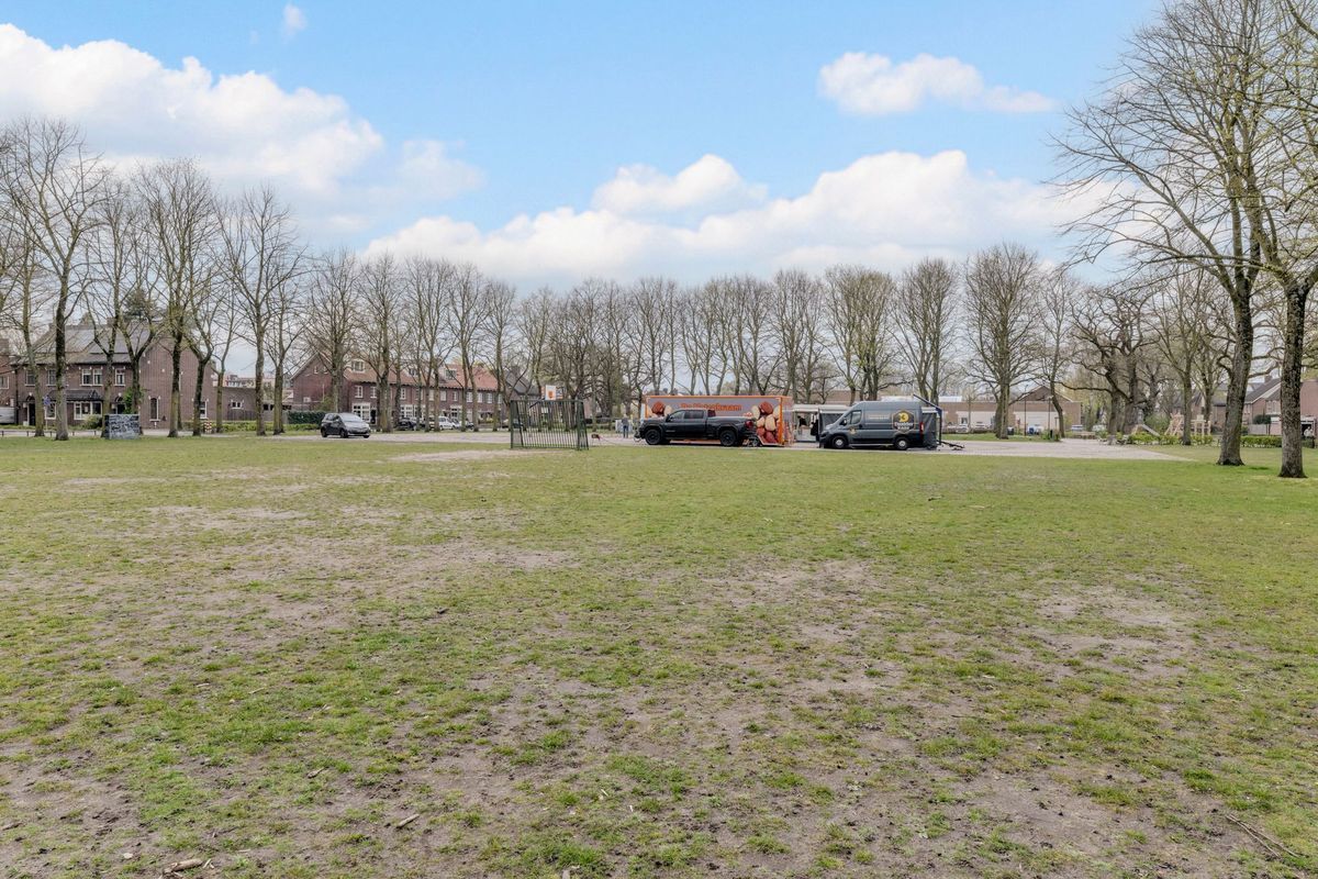 Kloosterstraat 8 Photo Blur 40