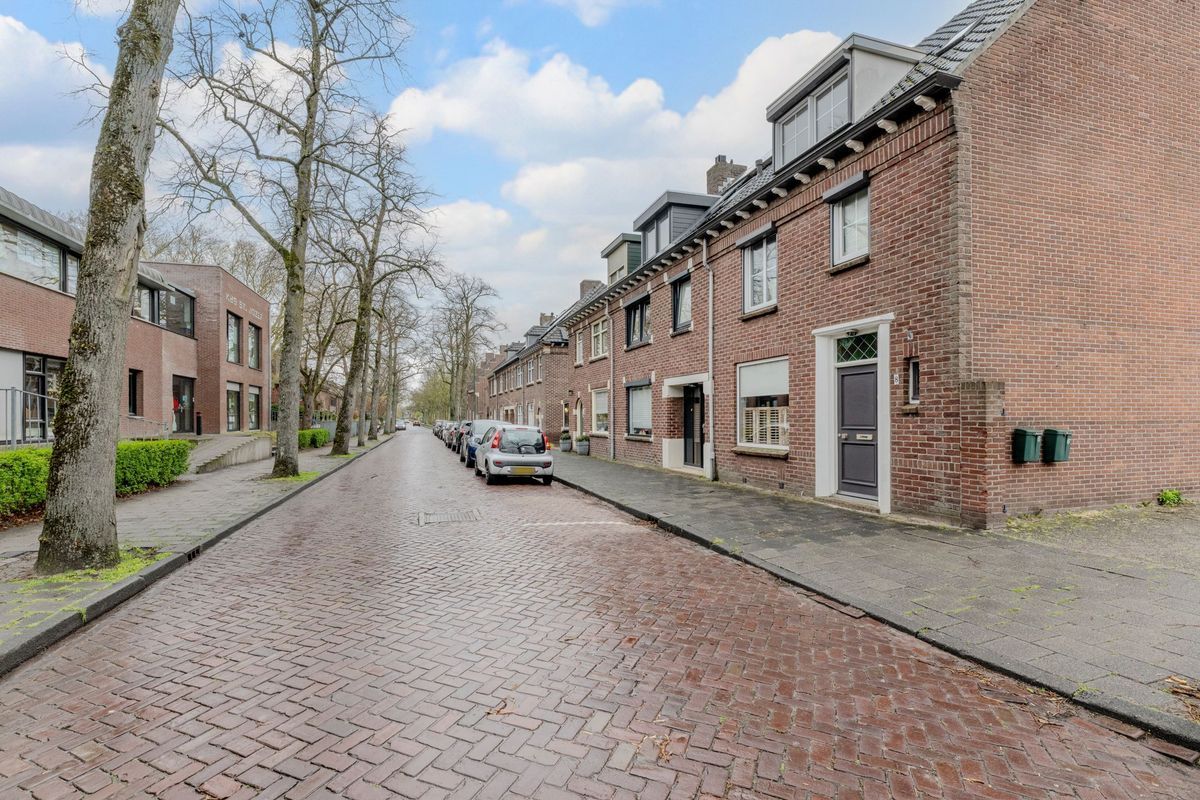 Kloosterstraat 8 Photo Blur 39