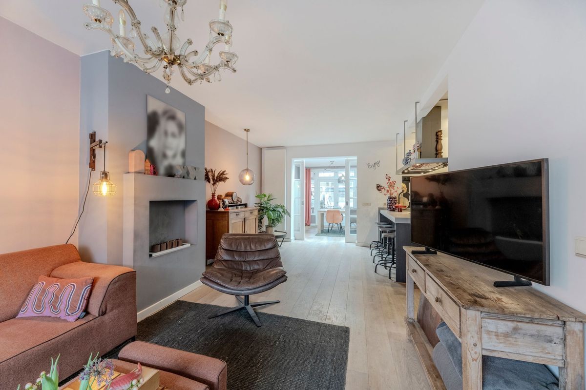 Kloosterstraat 8 Photo Blur 5