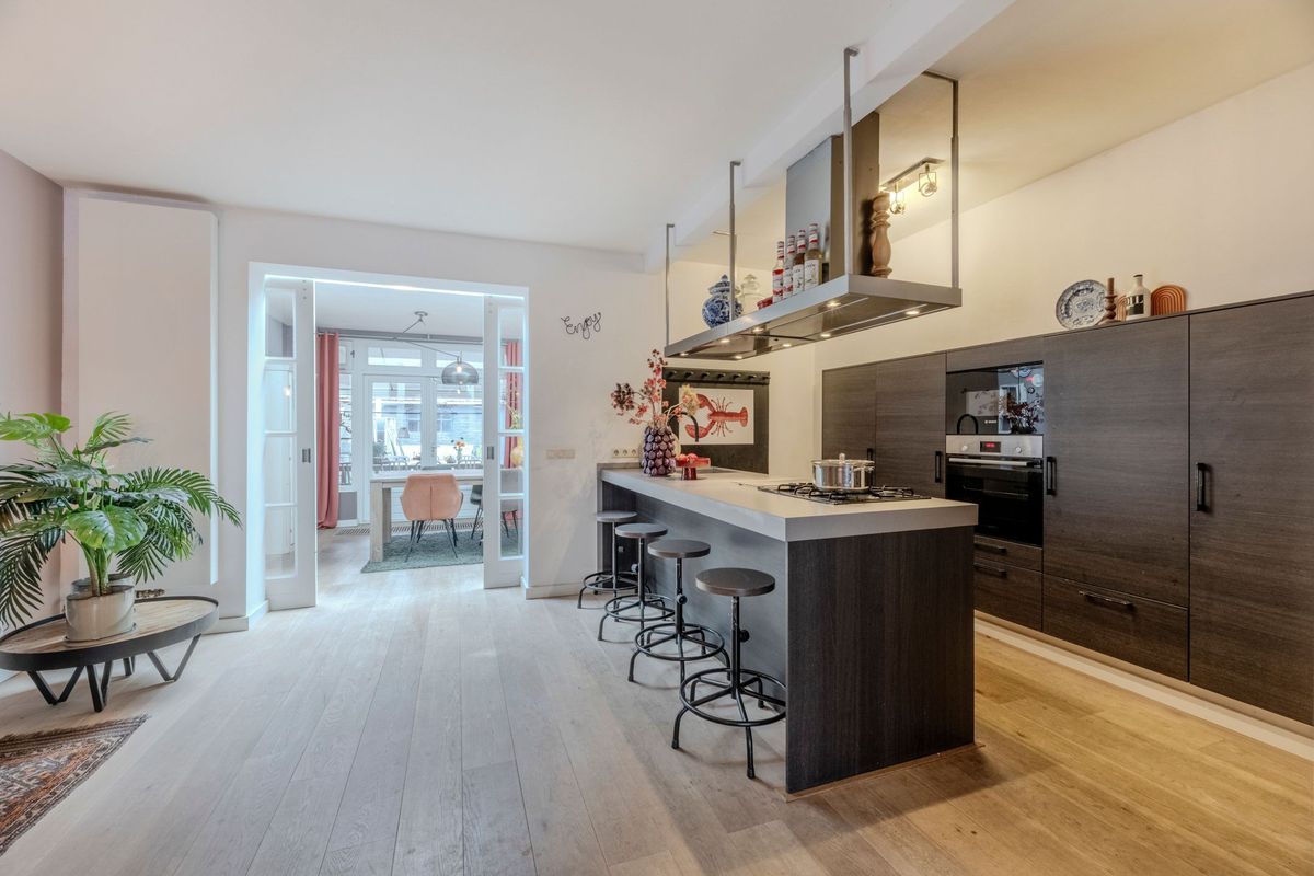 Kloosterstraat 8 Photo Blur 6