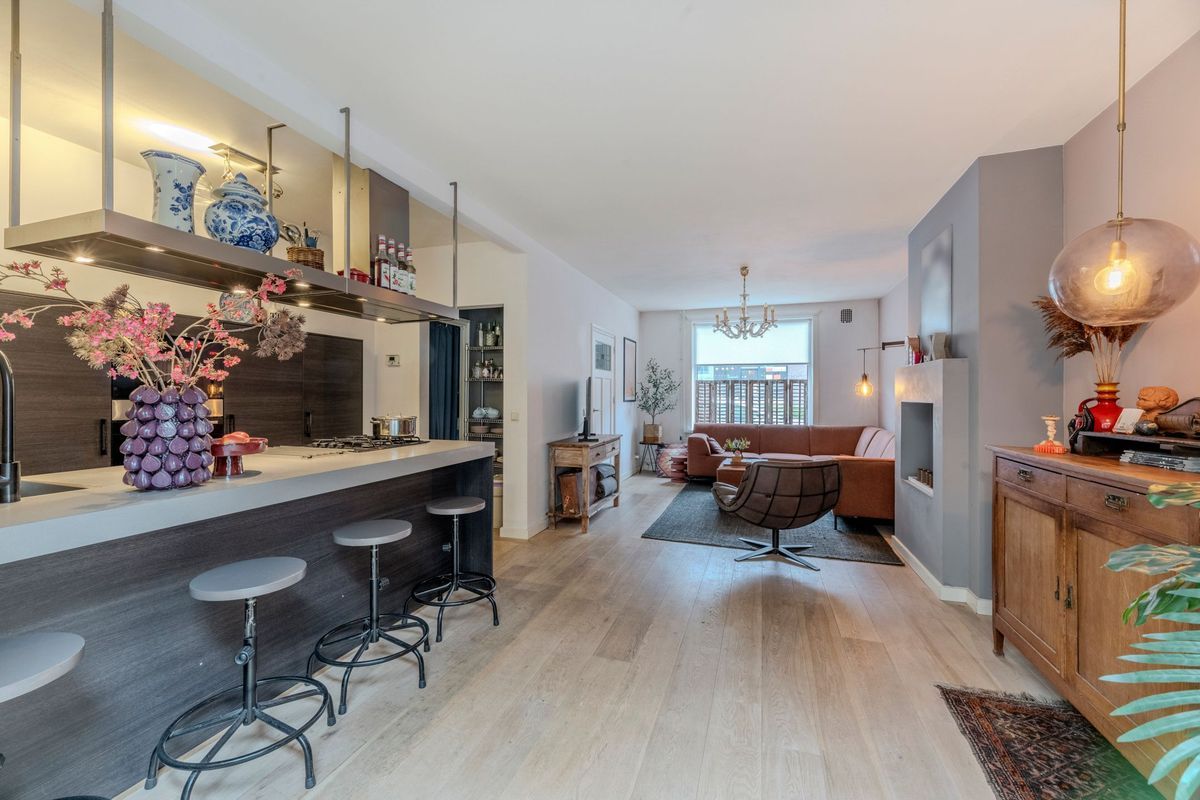 Kloosterstraat 8 Photo Blur 9