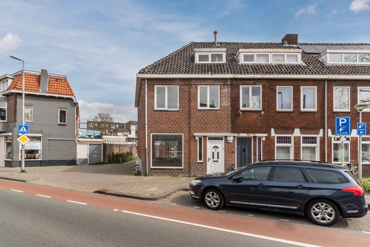 Korvelplein 2 Photo Blur 41