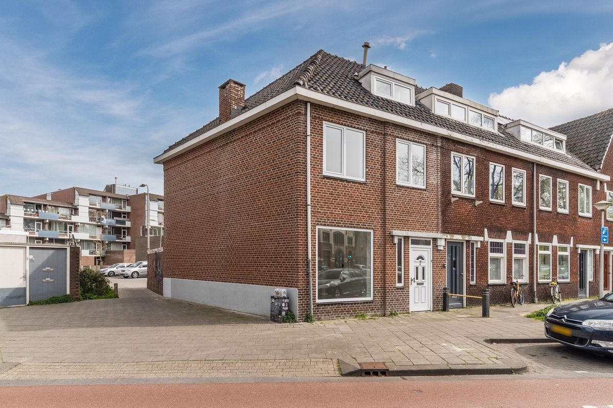 Korvelplein 2 Photo Blur 40