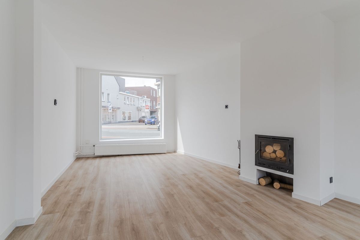 Korvelplein 2 Photo Blur 2