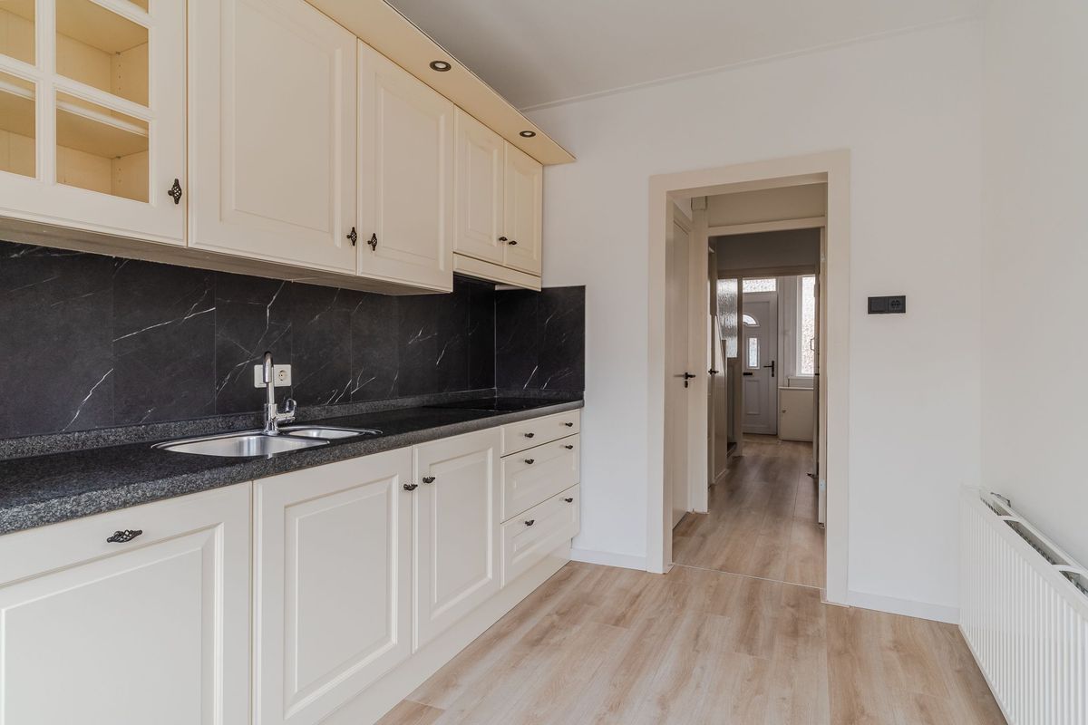 Korvelplein 2 Photo Blur 8