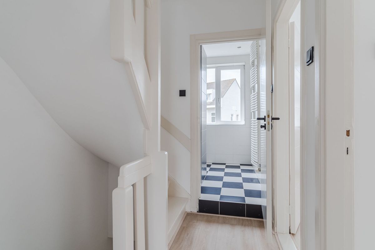 Korvelplein 2 Photo Blur 22