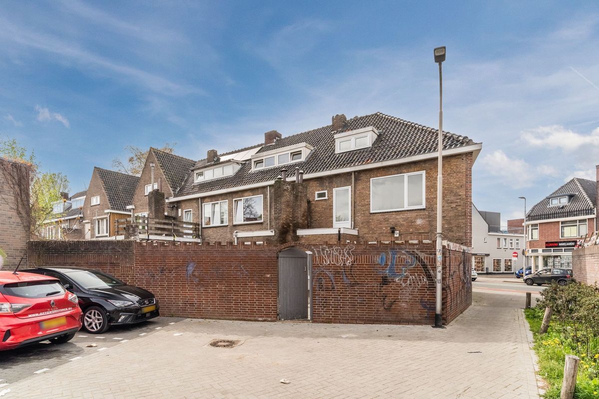 Korvelplein 2 Photo Blur 36