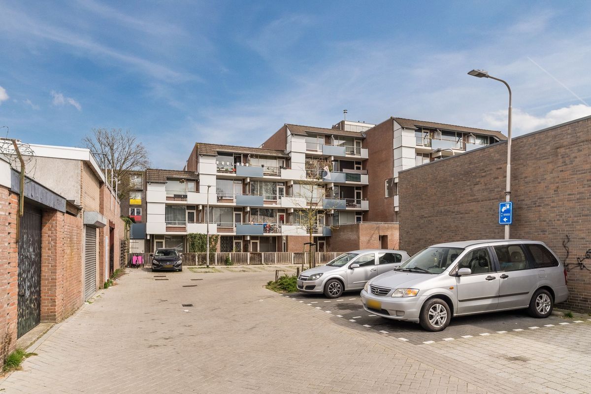 Korvelplein 2 Photo Blur 37