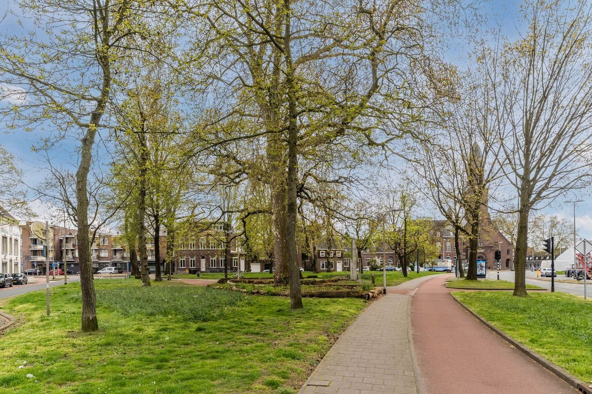 Korvelplein 2 Photo Blur 42